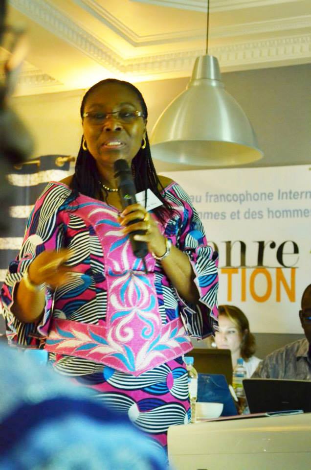 Yvette Onibon Doubogan, consultante béninoise du cabinet Initiative Yara Obinrin Dide, lors de l'atelier du Réseau des Observatoires de l'Egalité de Genre (ROEG) à Dakar, avril 2014 - Photo Genre en Action