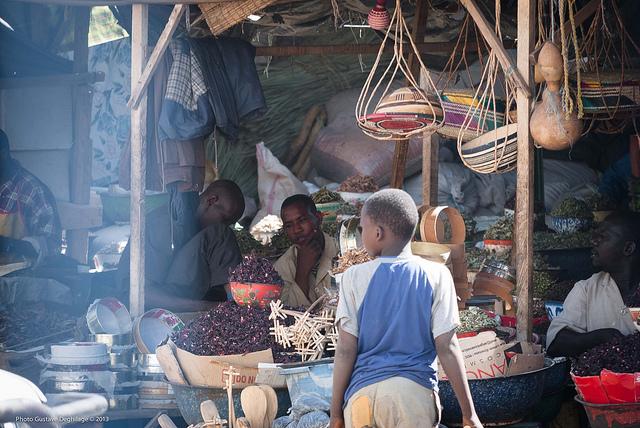 Niamey, scène de marché 2009 / Photo Gustave Deghilage / Flickr (c.c)